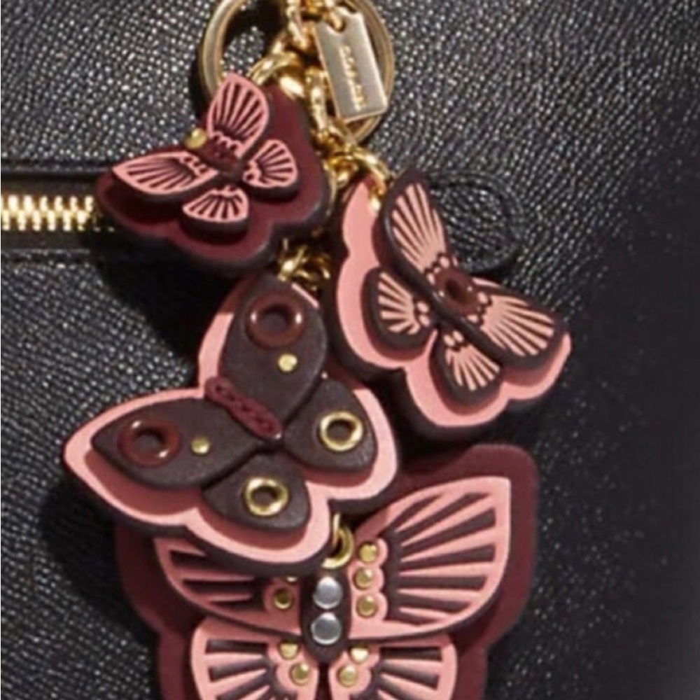 🔥SOLD🔥NEW COACH Butterfly cluster bag charm / key chain - Picture 4 of 4